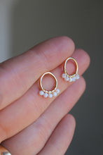 Load image into Gallery viewer, 14k Gold Filled Beaded Circle Studs