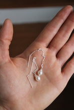 Load image into Gallery viewer, Sterling Silver + Pearl Threader Earrings