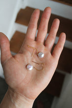 Load image into Gallery viewer, 14k Gold Fill + Coin Pearl Threader Earrings