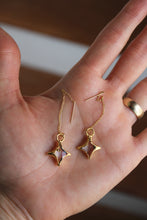 Load image into Gallery viewer, 14k Gold Electroformed Multifaceted Quartz Star Threader Earrings