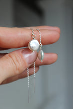 Load image into Gallery viewer, Sterling Silver + Coin Pearl Threader Earrings
