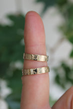 Load image into Gallery viewer, 14k Gold Filled Daisy Band