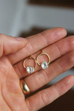 Load image into Gallery viewer, Gold Filled + Watercast Circle Studs

