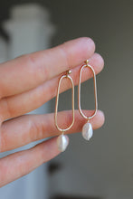 Load image into Gallery viewer, 14k Gold Filled Dangly Pearl Earrings
