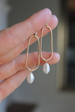 Load image into Gallery viewer, 14k Gold Filled Dangly Pearl Earrings
